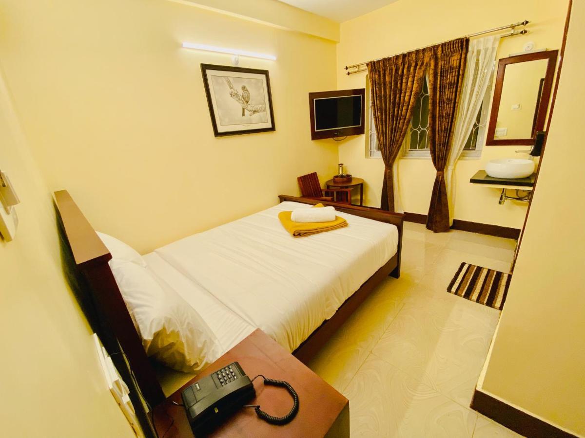 אוטי Aakash Rooms And Cottages, מראה חיצוני תמונה